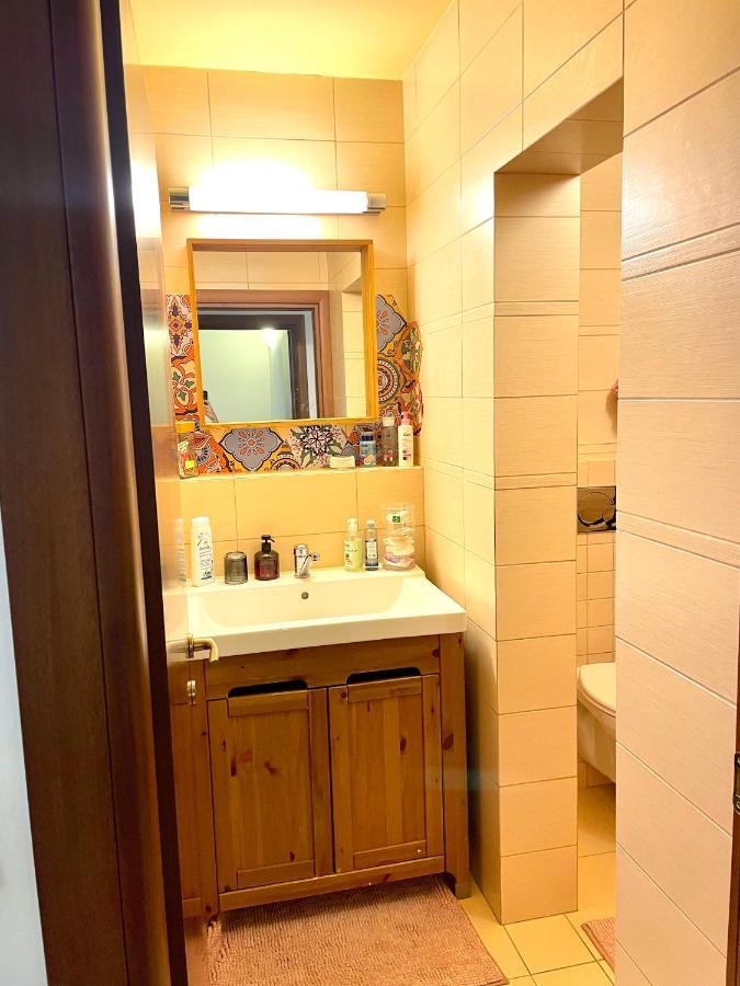 70M2 Romantic Living In The Old Town With Garden 브라티슬라바 외부 사진